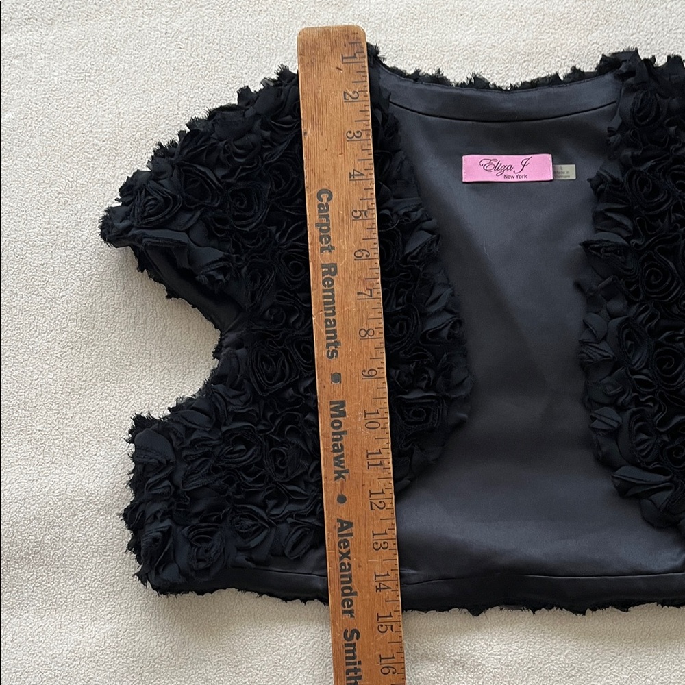 Eliza J Chiffon Rosette Black Satin Bridal Bolero Shrug Jacket Large NWT $139 - Picture 9 of 9